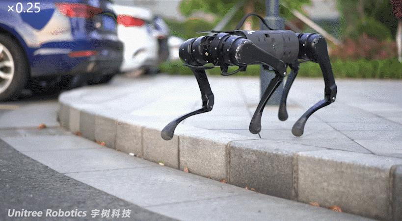 Unitree Roboticsの四本足歩行ロボット犬「A1」、悪路、段差、階段でも転倒しにくい安定性を実現